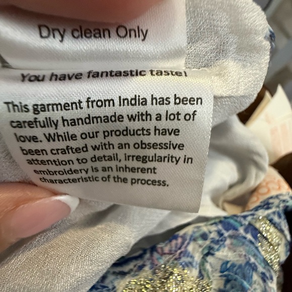 Rococo Sand Blue and White Floral Blouse - Picture 6 of 13